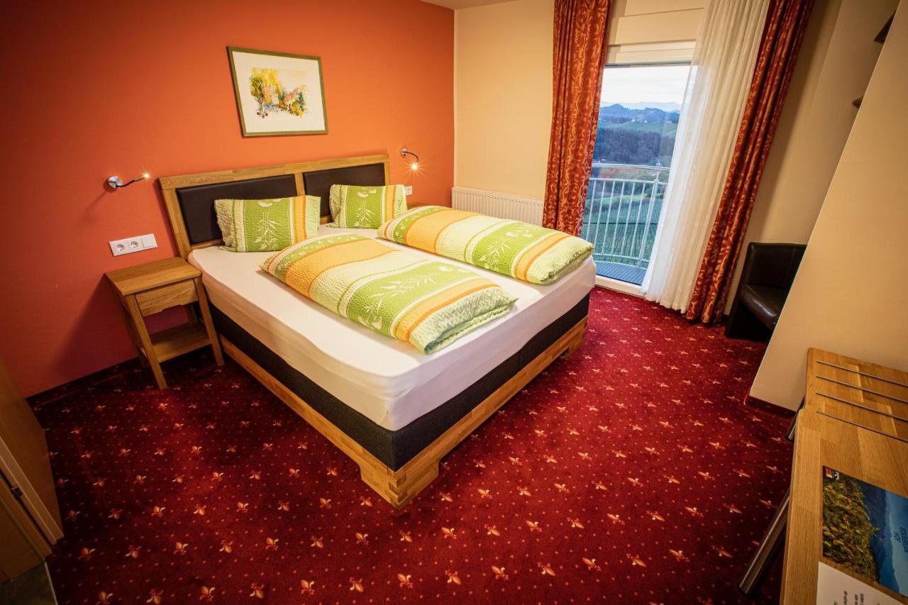 Hotel Eckbergerhof à Gamlitz Extérieur photo
